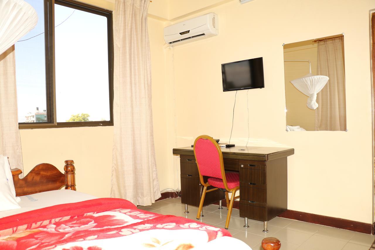 Dolphin Hotel Tanga Εξωτερικό φωτογραφία