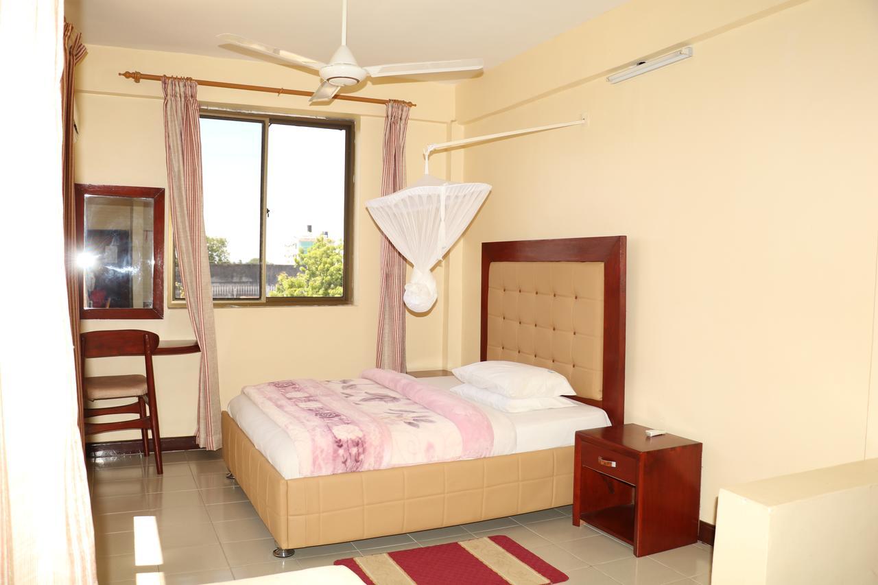 Dolphin Hotel Tanga Εξωτερικό φωτογραφία